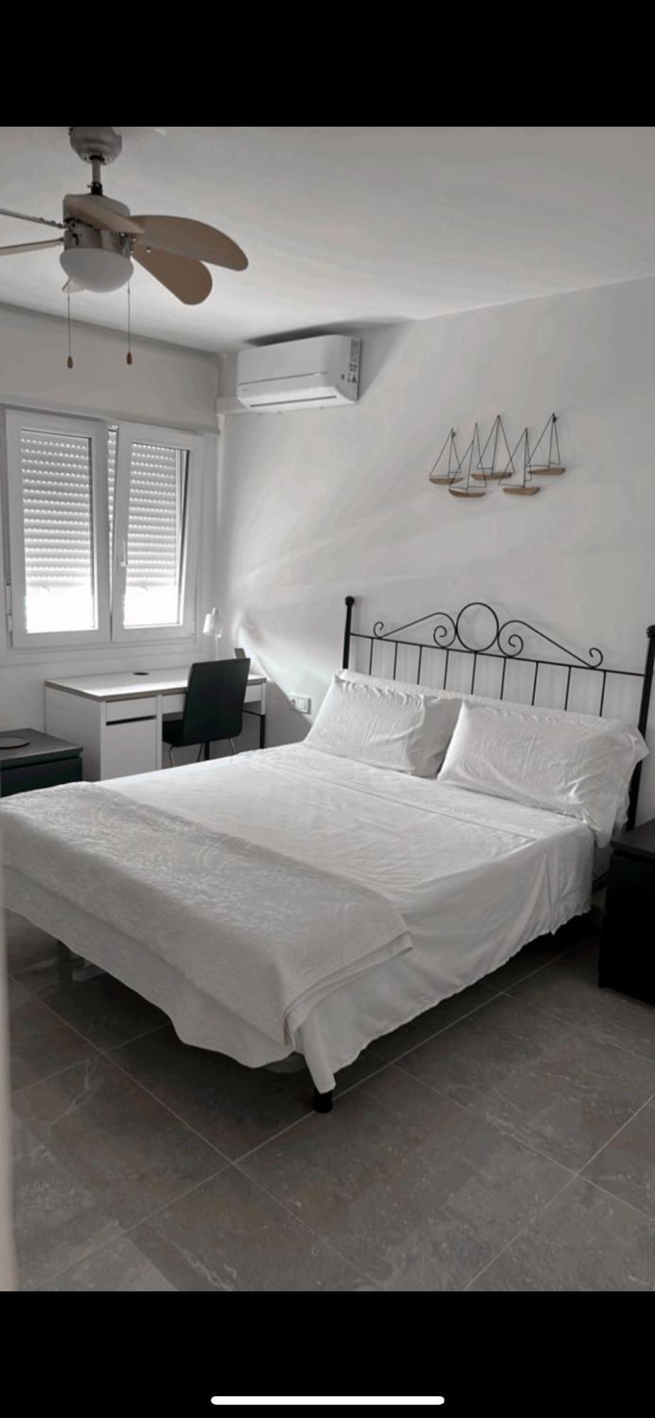 Precioso Dormitorio En El Centro De Torremolinos Exterior photo